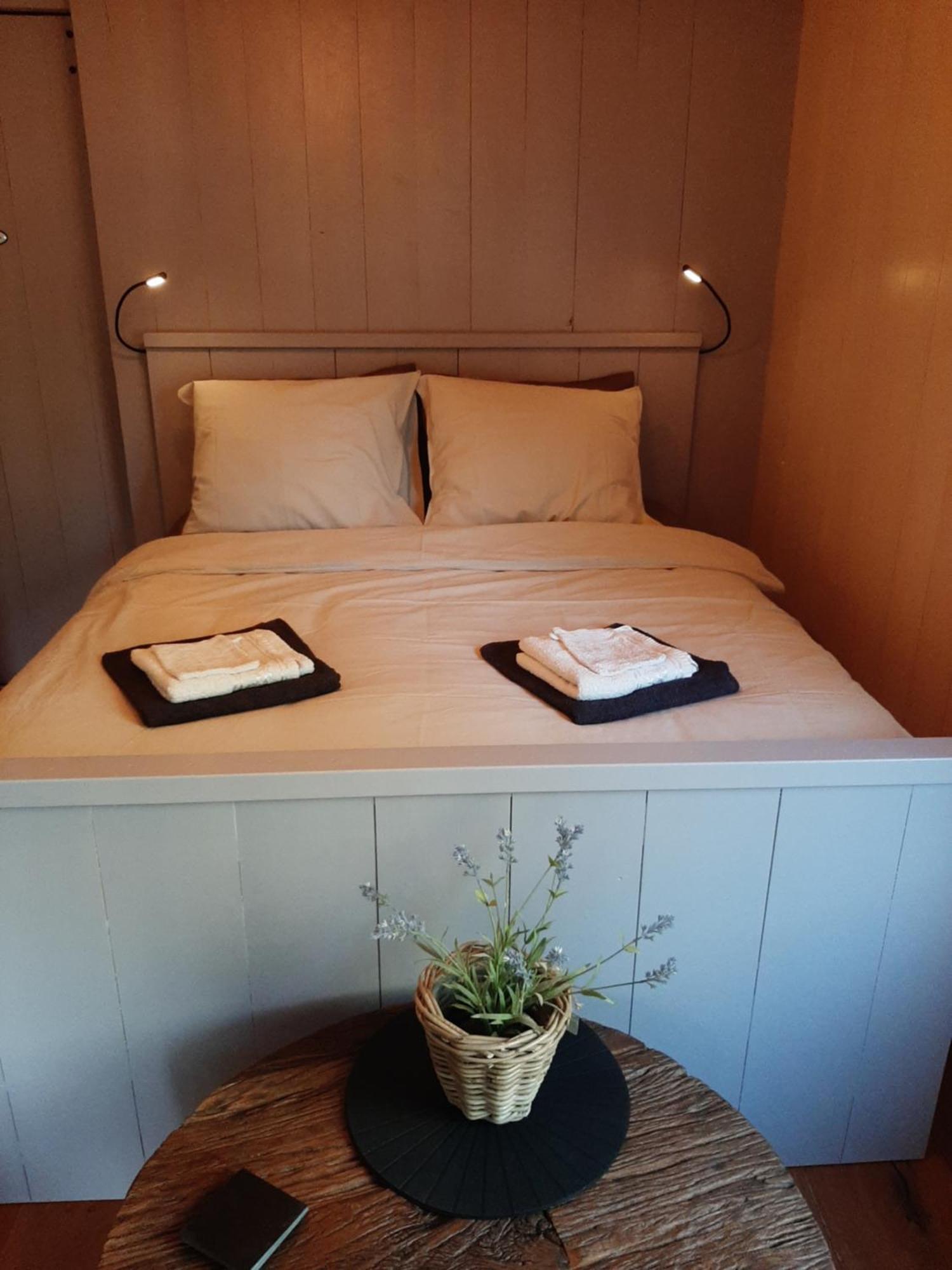 Bed En Breakfast Gees Exteriör bild