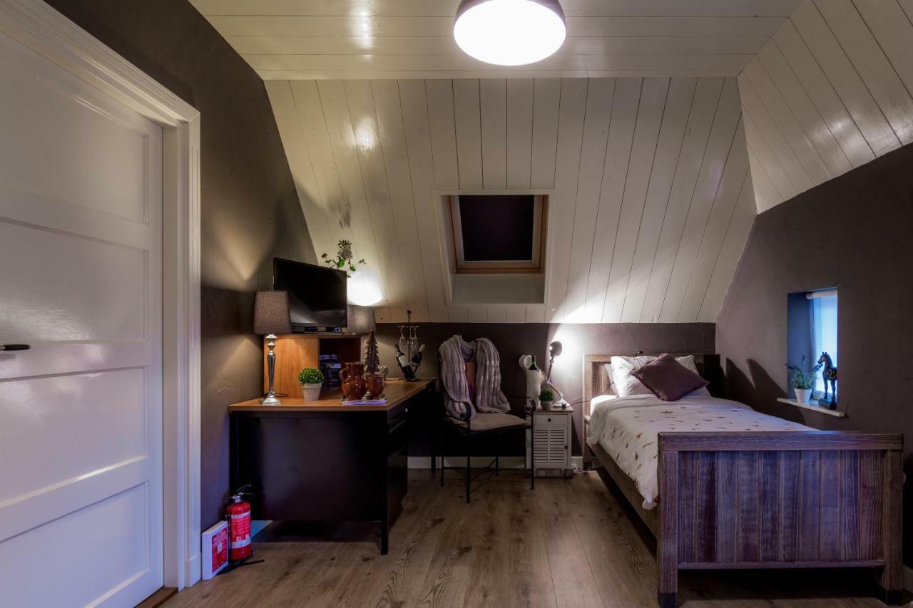 Bed En Breakfast Gees Exteriör bild
